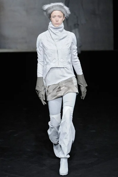 Look 36